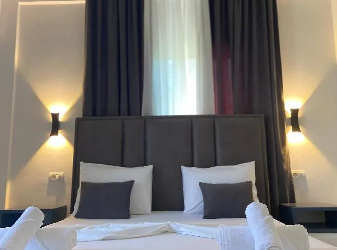 Bodini Guest house Himare