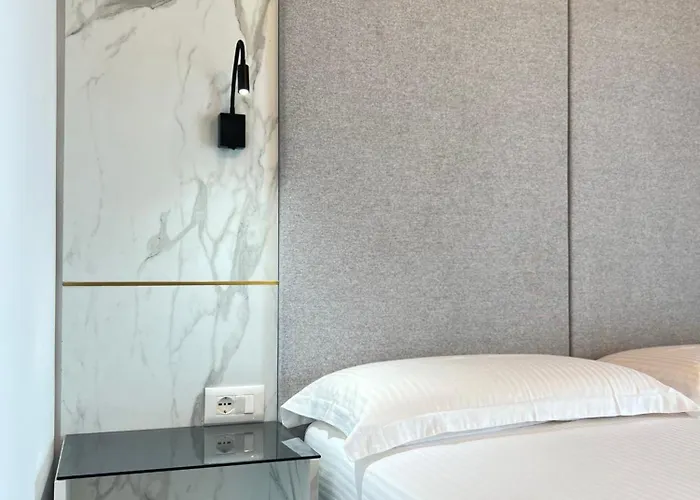 Guest house Bodini Himare