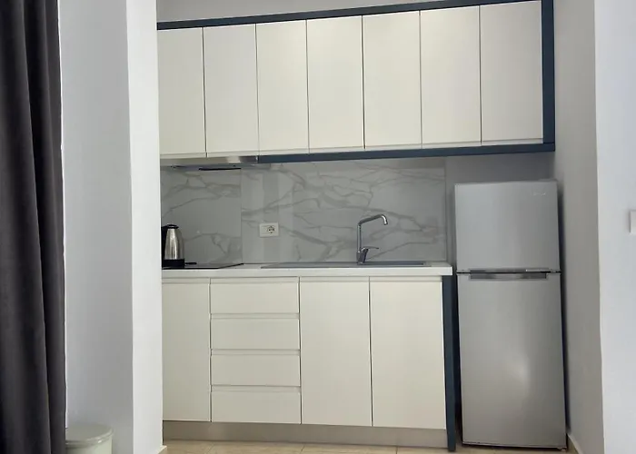 Bodini Gasthuis Himare