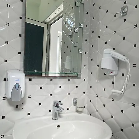 Bodini Vendégház Himara