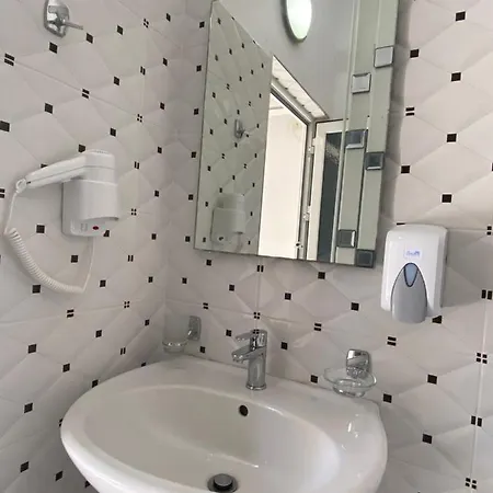 Konukevi Bodini 3*